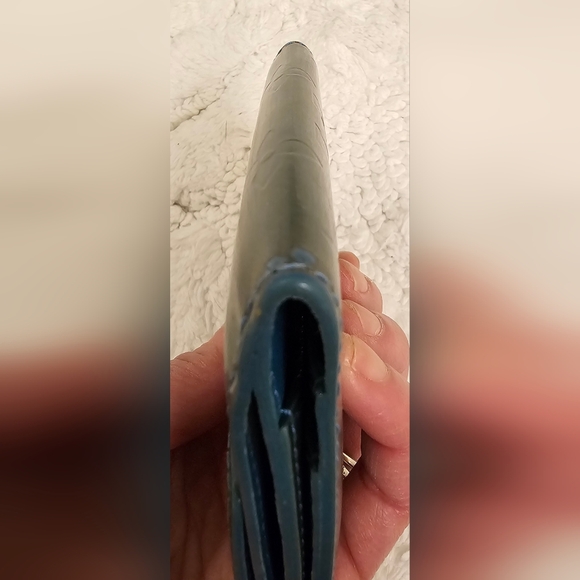 Louis Vuitton Sage Vernis Cardholder - Picture 8 of 15